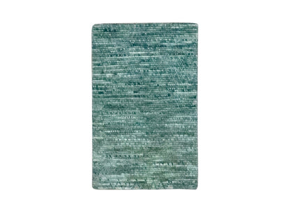 Green 2'1" x 3'3" Modern and Contemporary Hand knotted Wool Rug - Sku: O076902