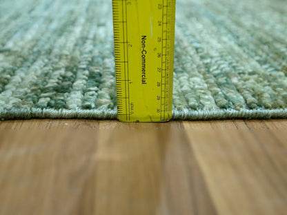 Green 2'1" x 3'3" Modern and Contemporary Hand knotted Wool Rug - Sku: O076902