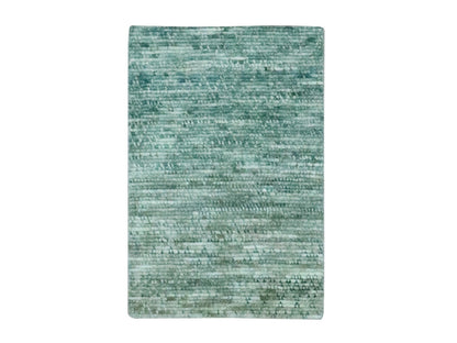 Green 2'1" x 3'2" Modern and Contemporary Hand knotted Wool Rug - Sku: O076904