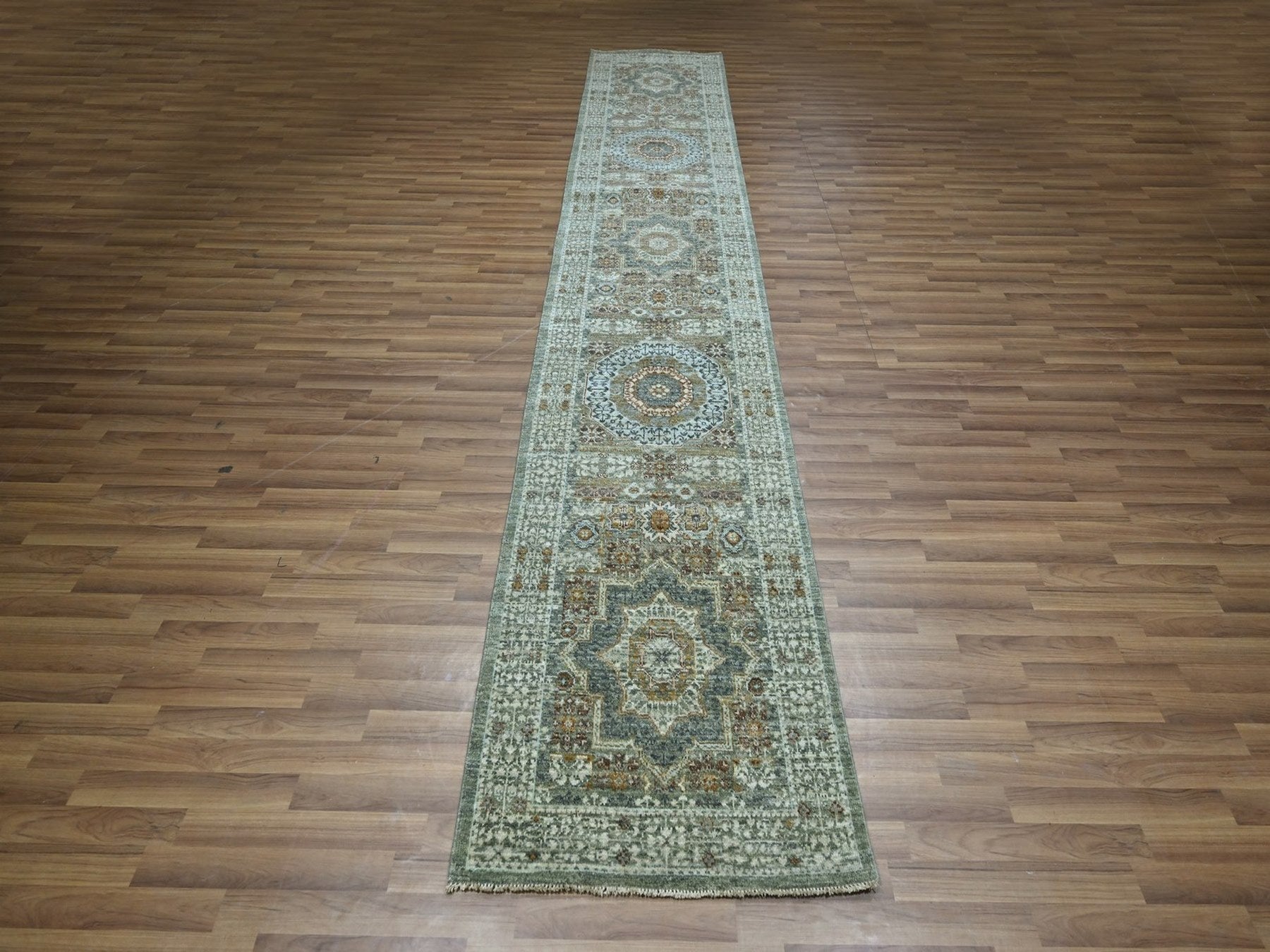 Green 2'8" x 14'0" Mamluk Hand knotted Wool Rug - Sku: O076912