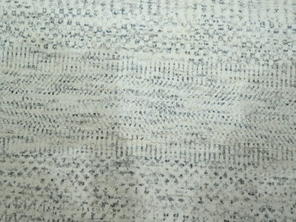Ivory 7'11" x 9'10" Modern and Contemporary Hand knotted Wool Rug - Sku: O076916