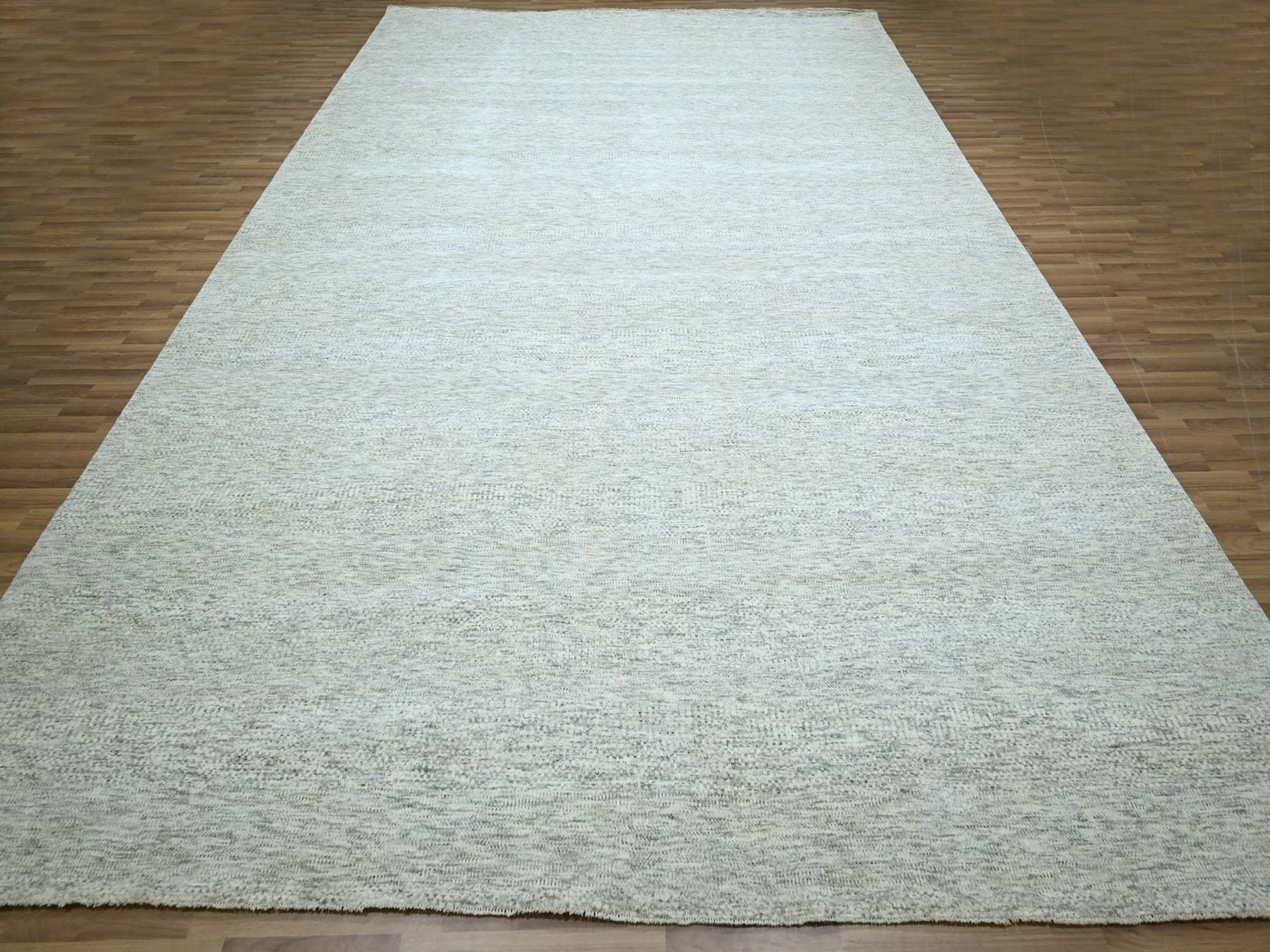 Modern / Contemporary hand-knotted wool rug in Gray, 12'1" x 15' — SKU O076920 (view 2)