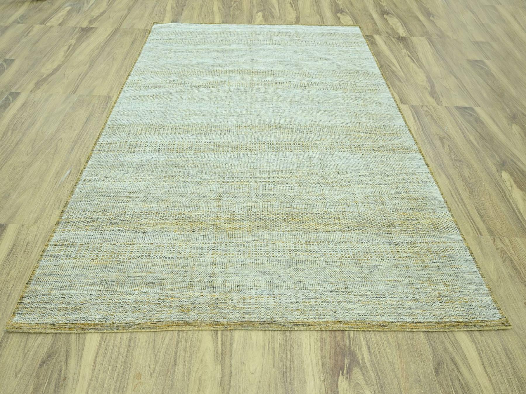 Modern / Contemporary hand-knotted wool rug in Yellow, 8'1" x 10'2" — SKU O076935 (view 2)