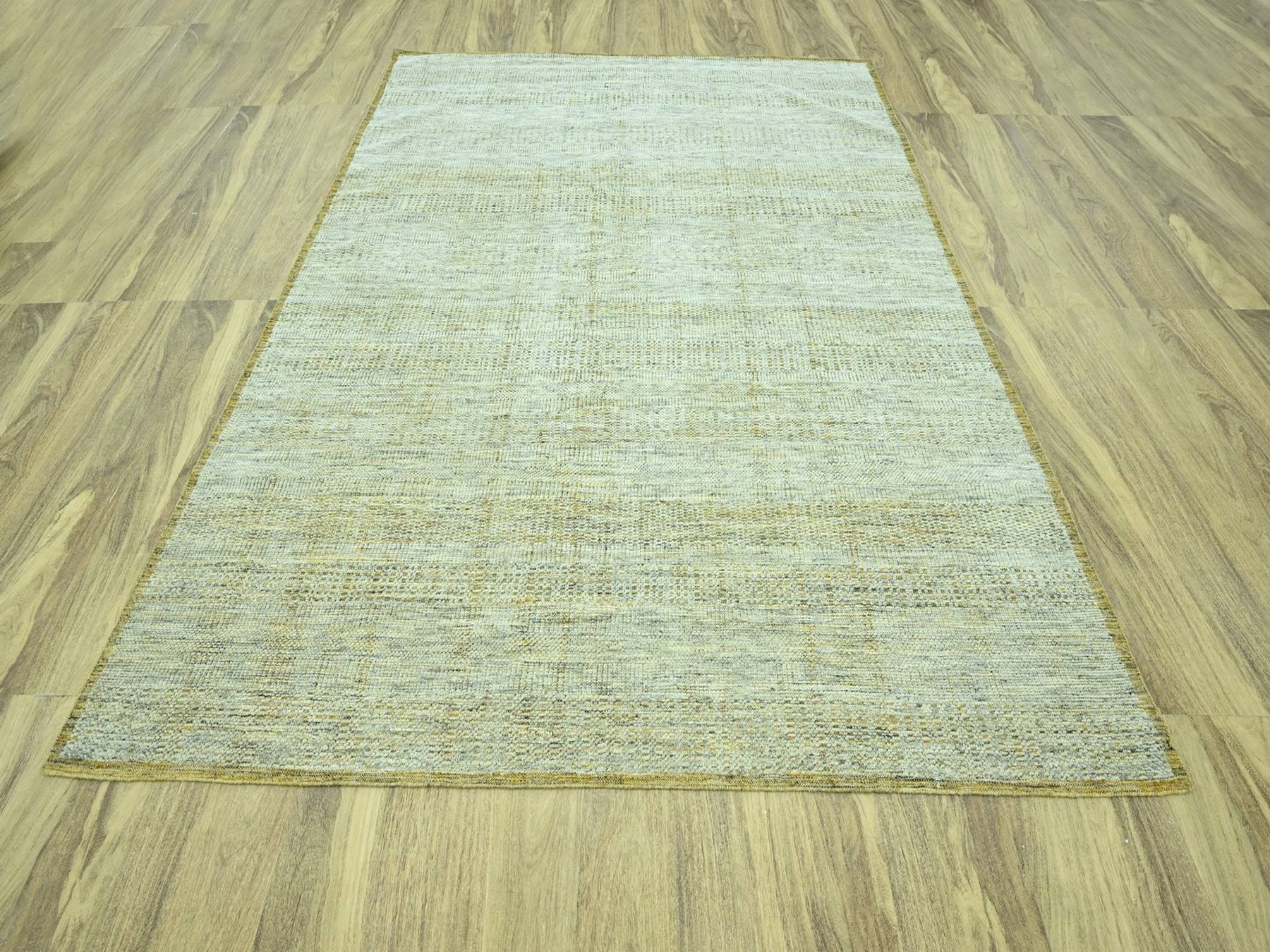 Modern / Contemporary hand-knotted wool rug in Yellow, 7'11" x 9'10" — SKU O076940 (view 2)