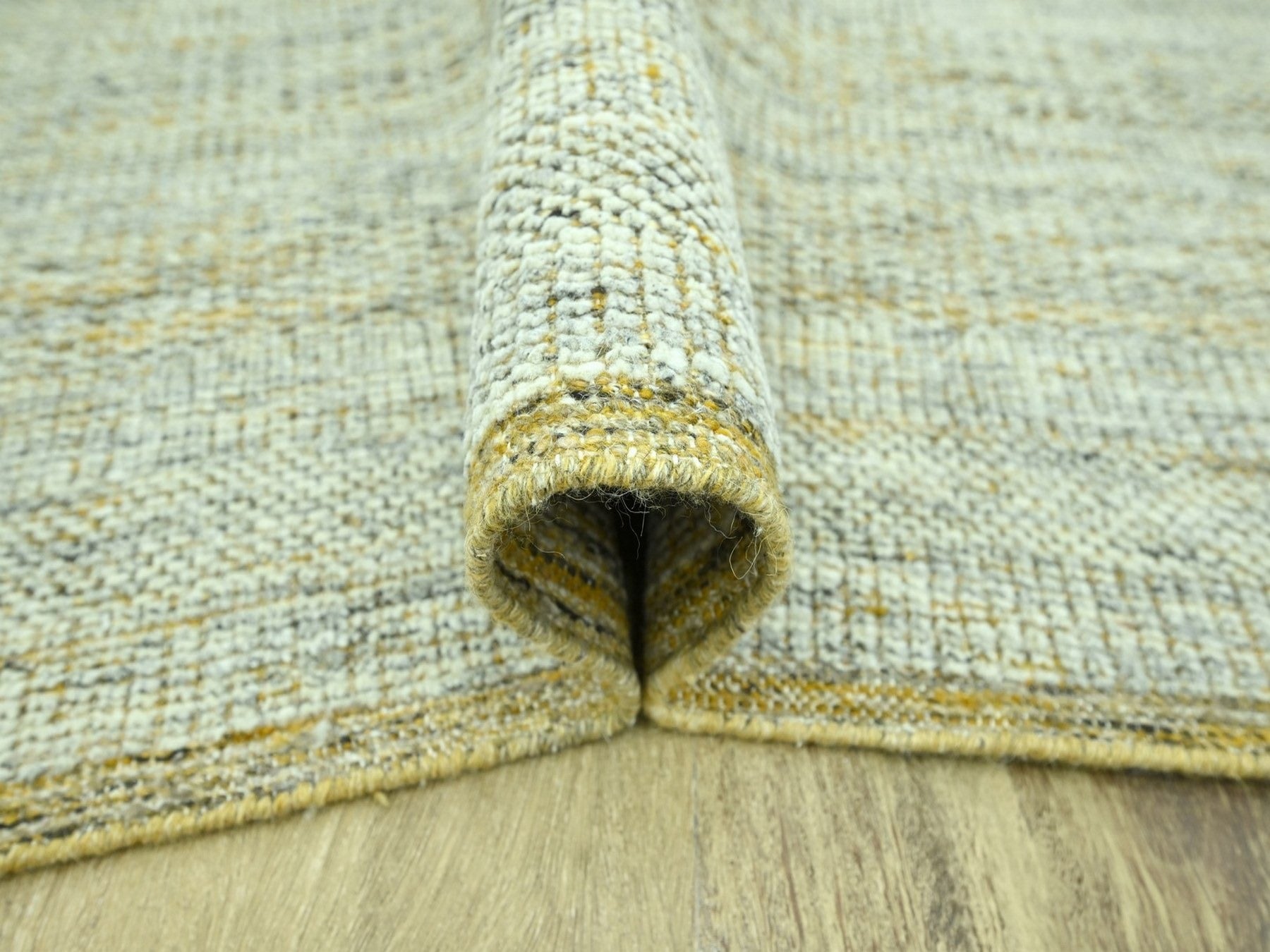 Modern / Contemporary hand-knotted wool rug in Yellow, 8'2" x 10' — SKU O076941 (view 5)