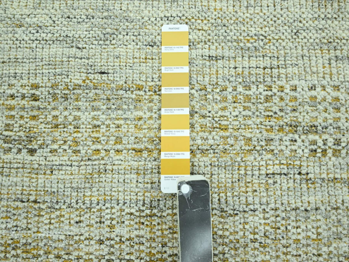 Modern / Contemporary hand-knotted wool rug in Yellow, 8'2" x 10' — SKU O076941 (view 7)