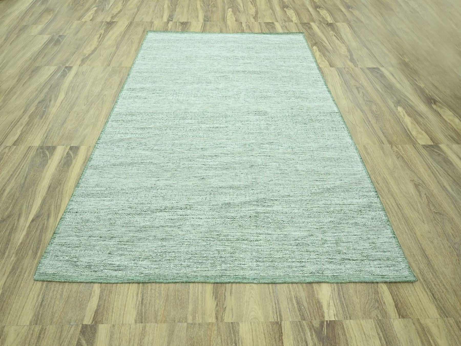Green 8'0" x 10'0" Modern and Contemporary Hand knotted Wool Rug - Sku: O076947