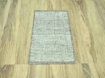 Brown 2'0" x 3'0" Modern and Contemporary Hand knotted Wool Rug - Sku: O076968