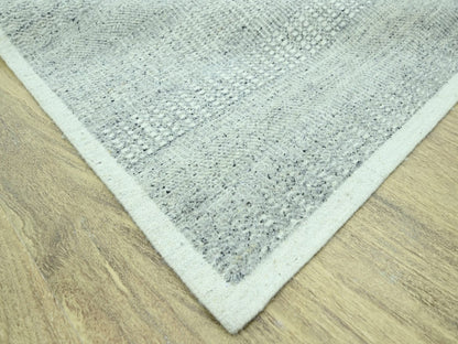 Modern / Contemporary hand-knotted wool rug in Gray, 9'1" x 12'1" — SKU O076975 (view 6)