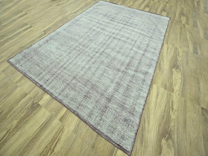 Modern / Contemporary hand-knotted wool rug in Red, 8'10" x 11'10" — SKU O076982 (view 3)