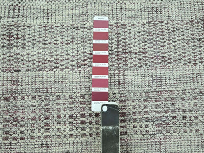 Modern / Contemporary hand-knotted wool rug in Red, 8'10" x 11'10" — SKU O076982 (view 7)
