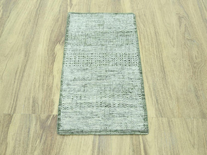 Green 2'0" x 3'0" Modern and Contemporary Hand knotted Wool Rug - Sku: O076990