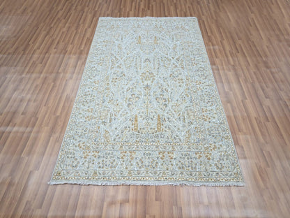 Fine Oriental hand-knotted wool rug in Gray, 5'2" x 7'1" — SKU O076999 (view 2)