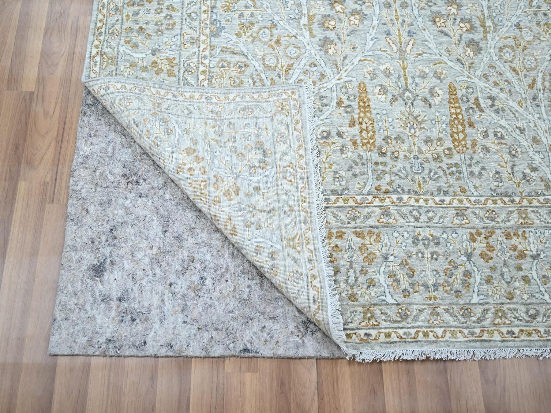 Fine Oriental hand-knotted wool rug in Gray, 5'2" x 7'1" — SKU O076999 (view 3)