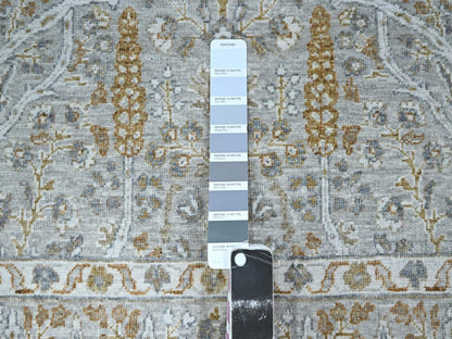 Fine Oriental hand-knotted wool rug in Gray, 4'1" x 6'1" — SKU O077000 (view 4)