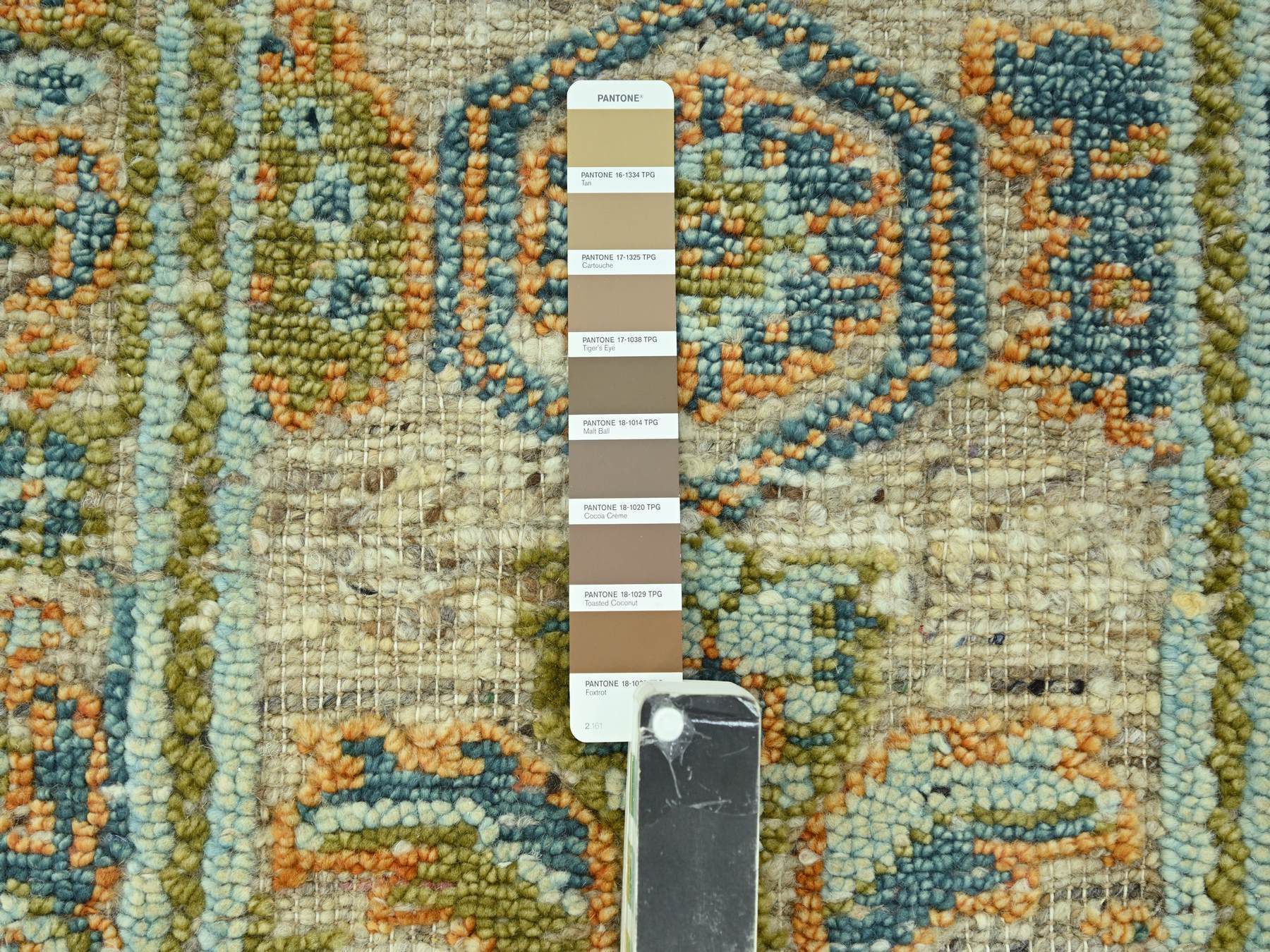 Oushak Oushak hand-knotted wool runner in Brown, 2'7" x 6'2" — SKU O077028 (view 4)