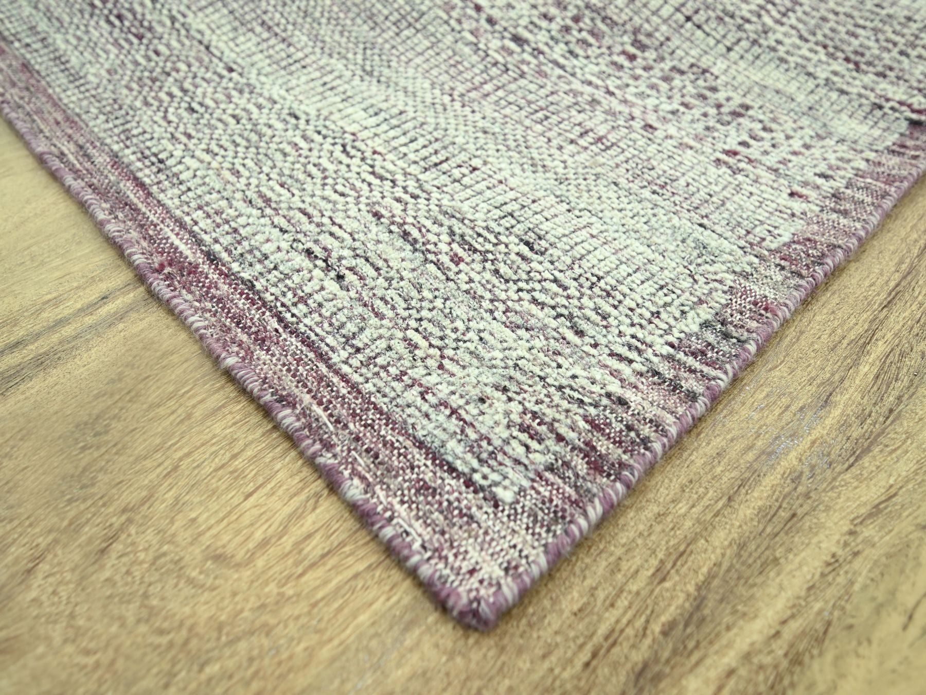 Modern / Contemporary hand-knotted wool rug in Red, 12' x 15' — SKU O077044 (view 6)