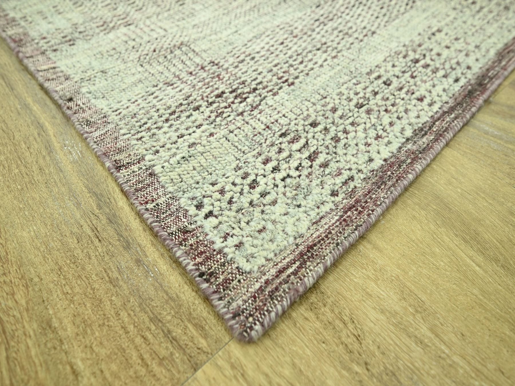 Modern / Contemporary hand-knotted wool rug in Red, 10' x 14'1" — SKU O077046 (view 6)
