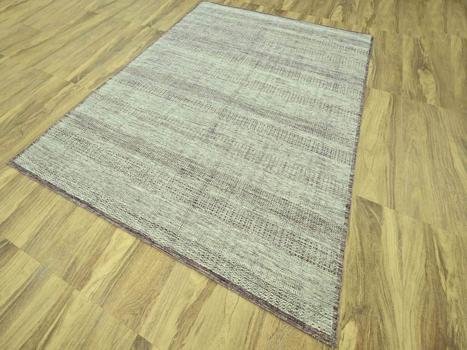 Modern / Contemporary hand-knotted wool rug in Red, 8' x 10' — SKU O077048 (view 3)