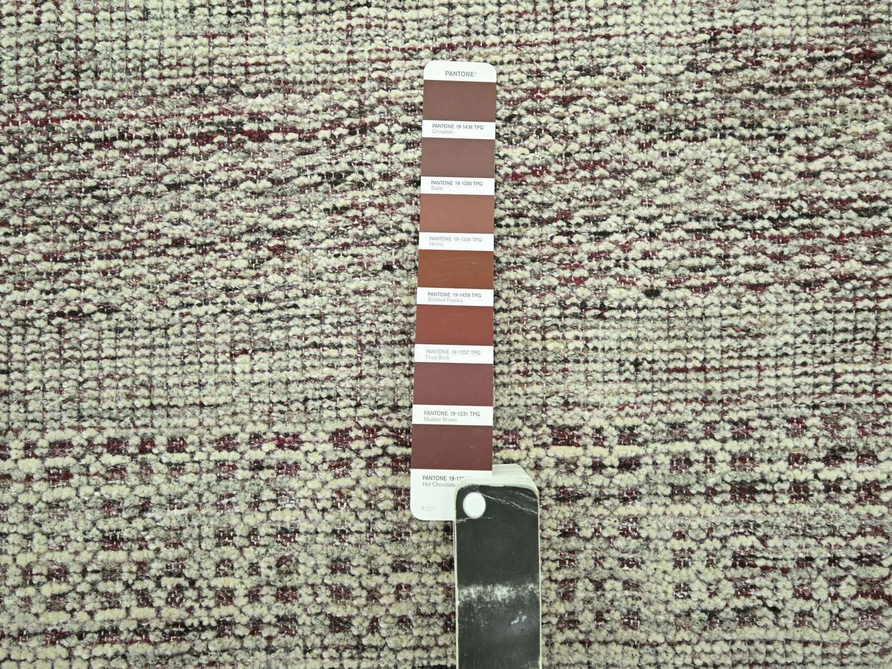 Modern / Contemporary hand-knotted wool runner in Red, 2'7" x 12'2" — SKU O077051 (view 4)