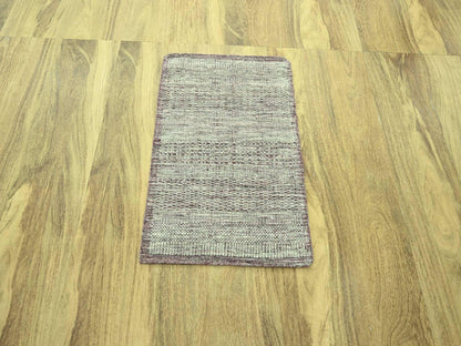 Modern / Contemporary hand-knotted wool rug in Red, 2' x 3' — SKU O077060 (view 2)