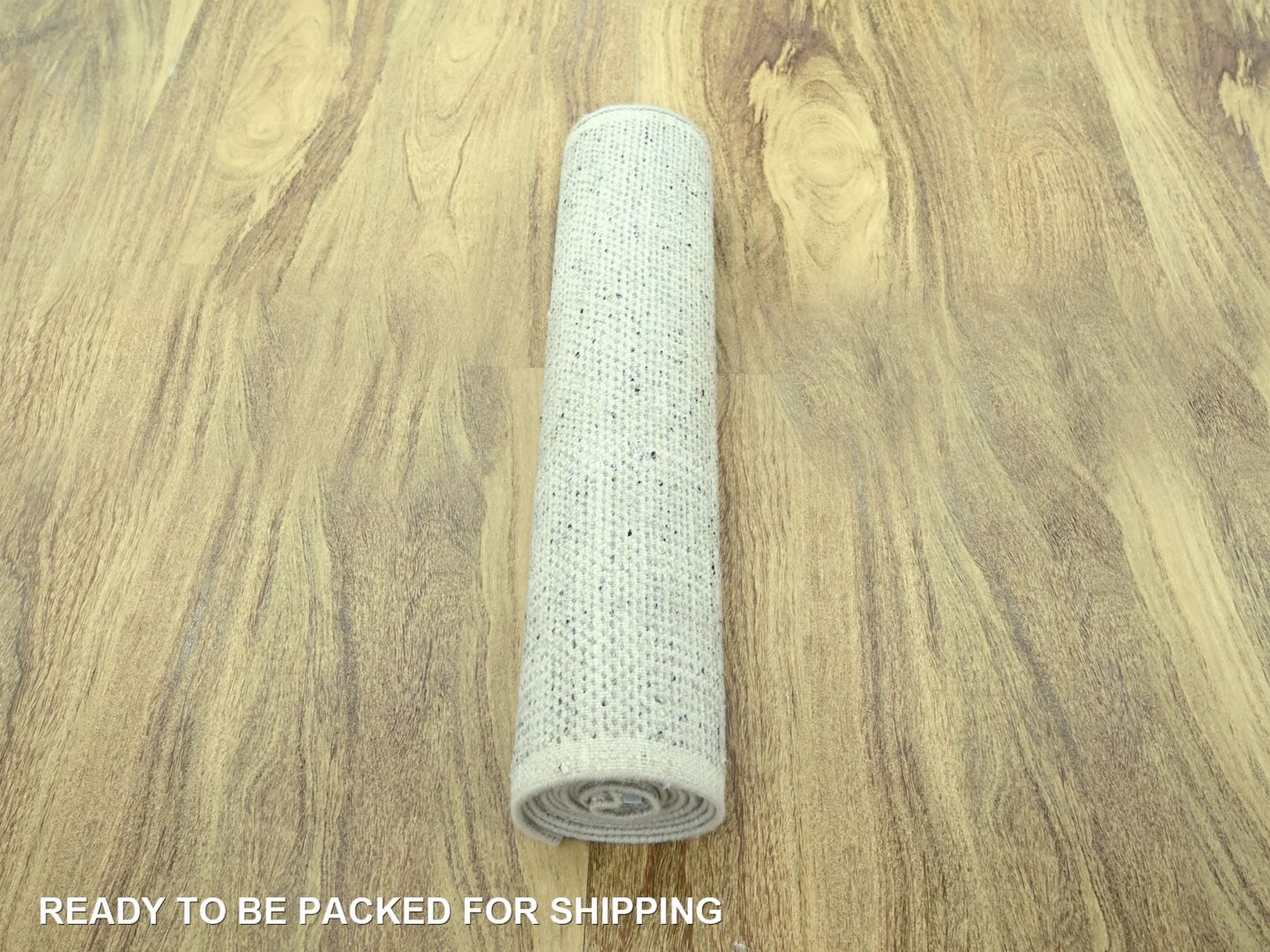 Modern / Contemporary hand-knotted wool runner in Gray, 2'6" x 11'10" — SKU O077061 (view 5)