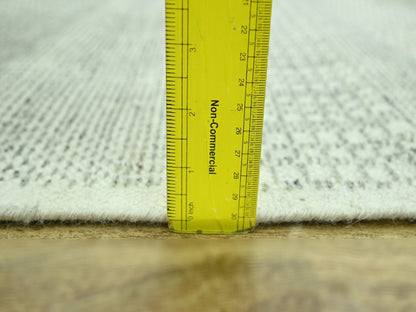 Modern / Contemporary hand-knotted wool runner in Gray, 2'9" x 11'10" — SKU O077062 (view 6)