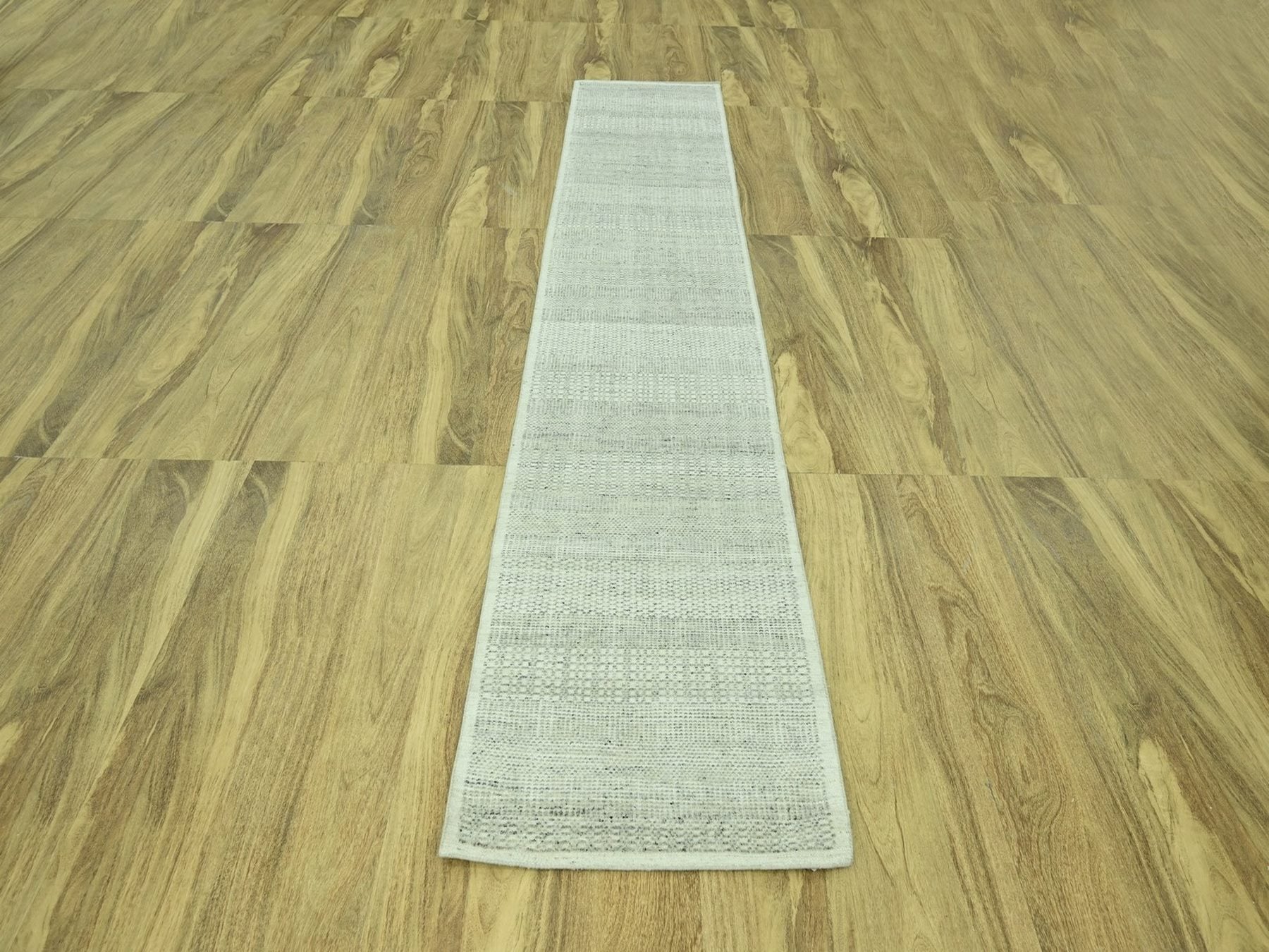 Modern / Contemporary hand-knotted wool runner in Gray, 2'8" x 11'10" — SKU O077063 (view 2)