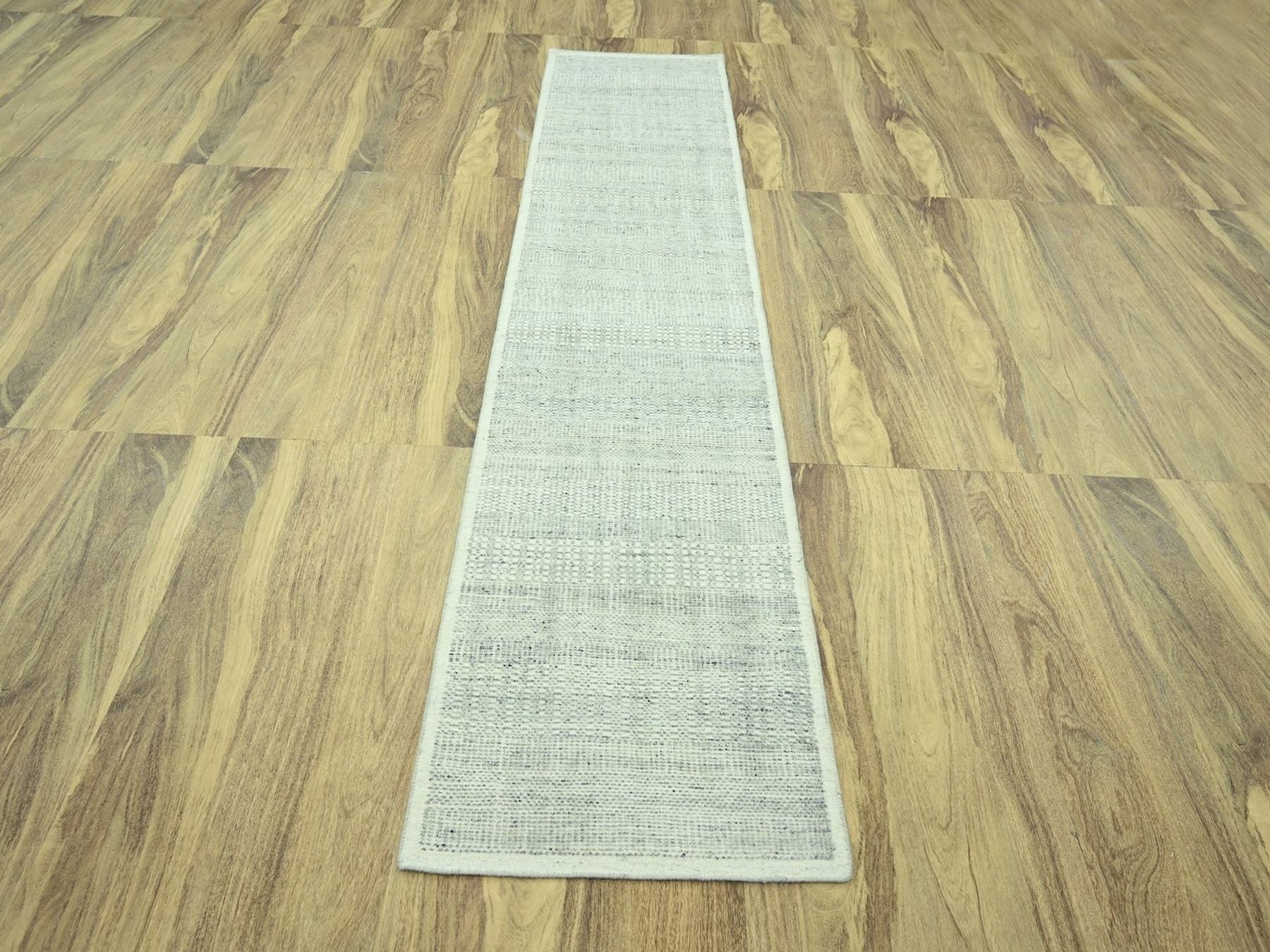 Modern / Contemporary hand-knotted wool runner in Gray, 2'7" x 10'3" — SKU O077064 (view 2)