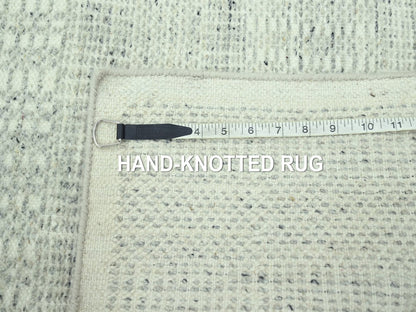Modern / Contemporary hand-knotted wool runner in Gray, 2'7" x 10'3" — SKU O077064 (view 7)