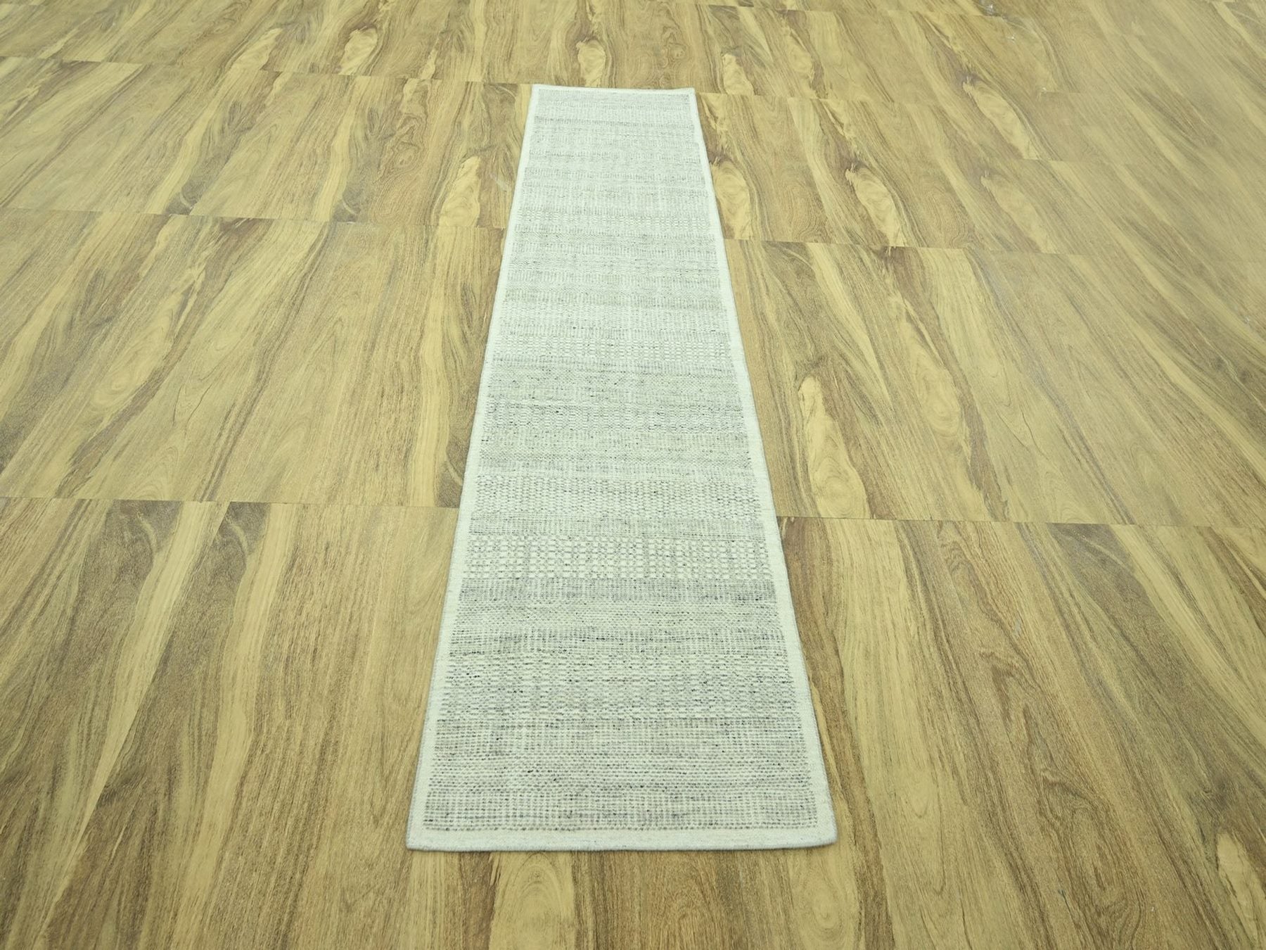 Modern / Contemporary hand-knotted wool runner in Gray, 2'8" x 10'2" — SKU O077065 (view 2)