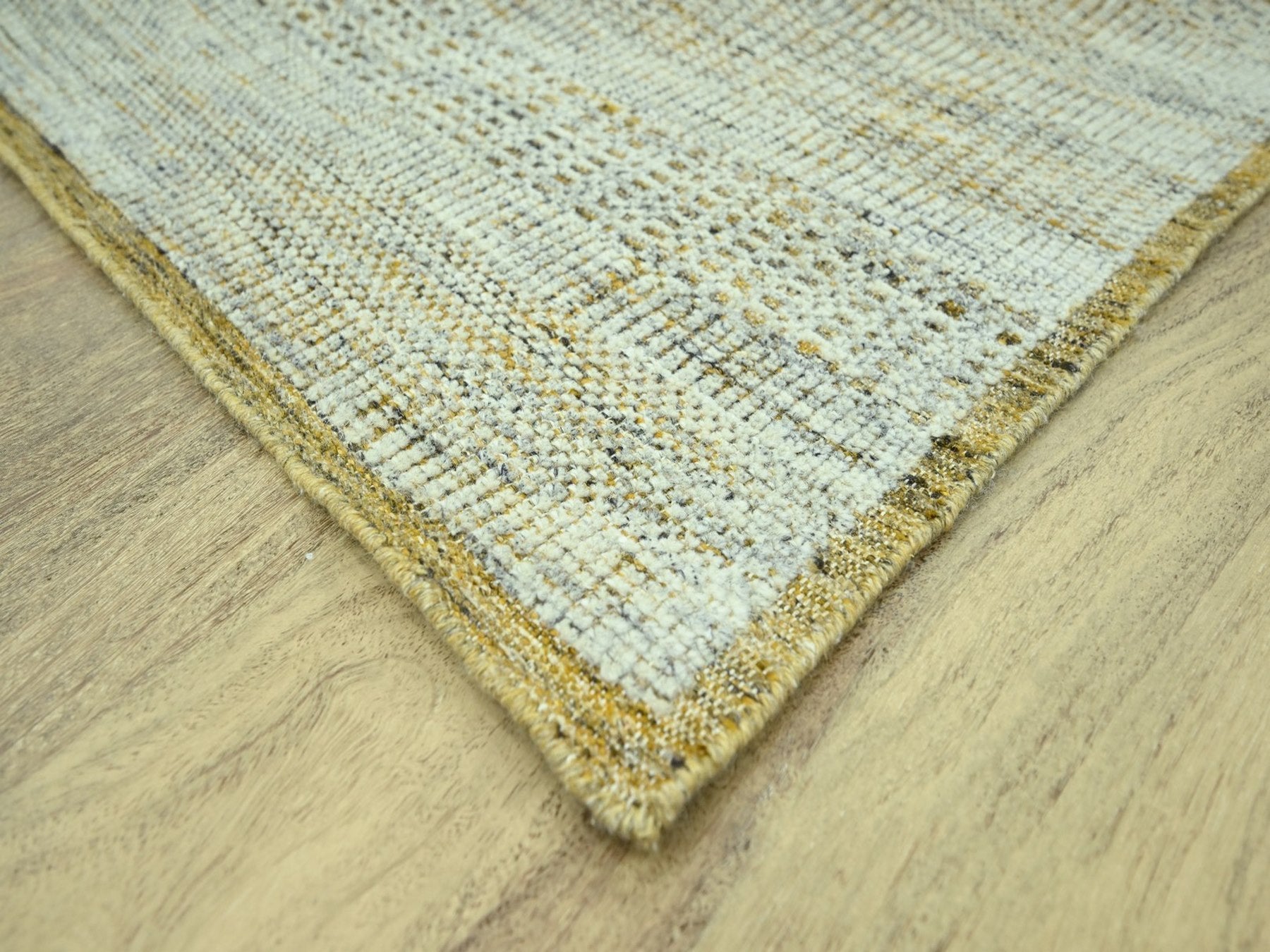 Modern / Contemporary hand-knotted wool rug in Yellow, 9' x 12' — SKU O077067 (view 6)