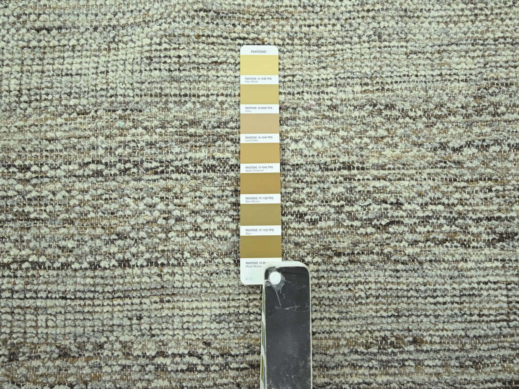 Modern / Contemporary hand-knotted wool rug in Brown, 9'4" x 12' — SKU O077071 (view 5)