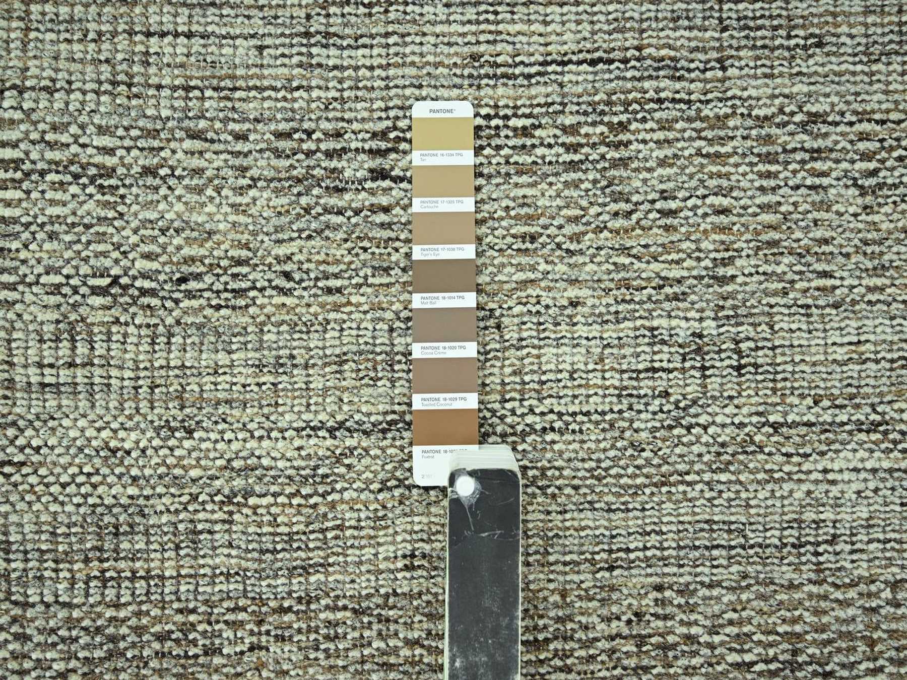 Modern / Contemporary hand-knotted wool runner in Brown, 2'7" x 11'10" — SKU O077073 (view 4)