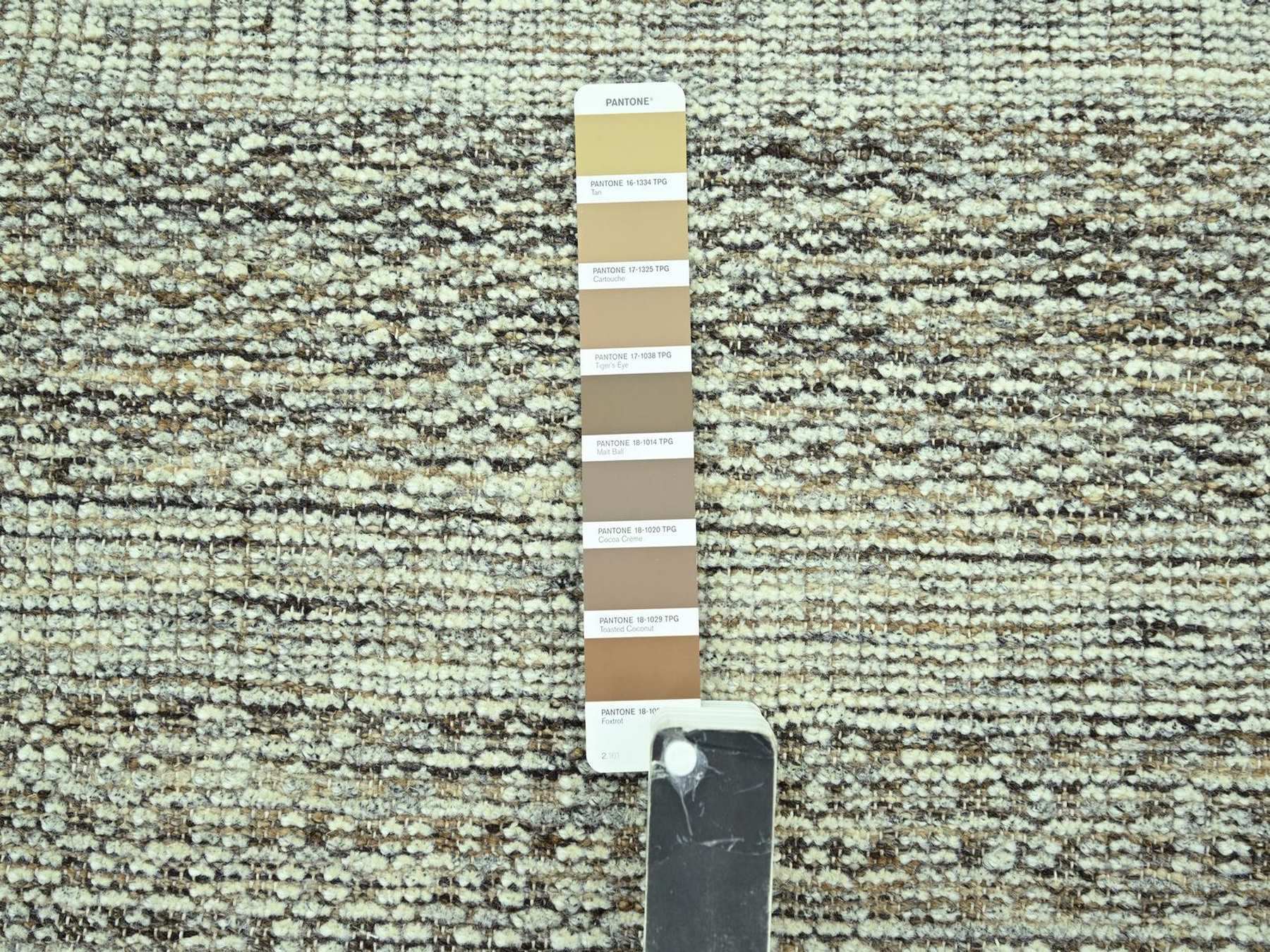 Modern / Contemporary hand-knotted wool runner in Brown, 2'8" x 12' — SKU O077075 (view 4)
