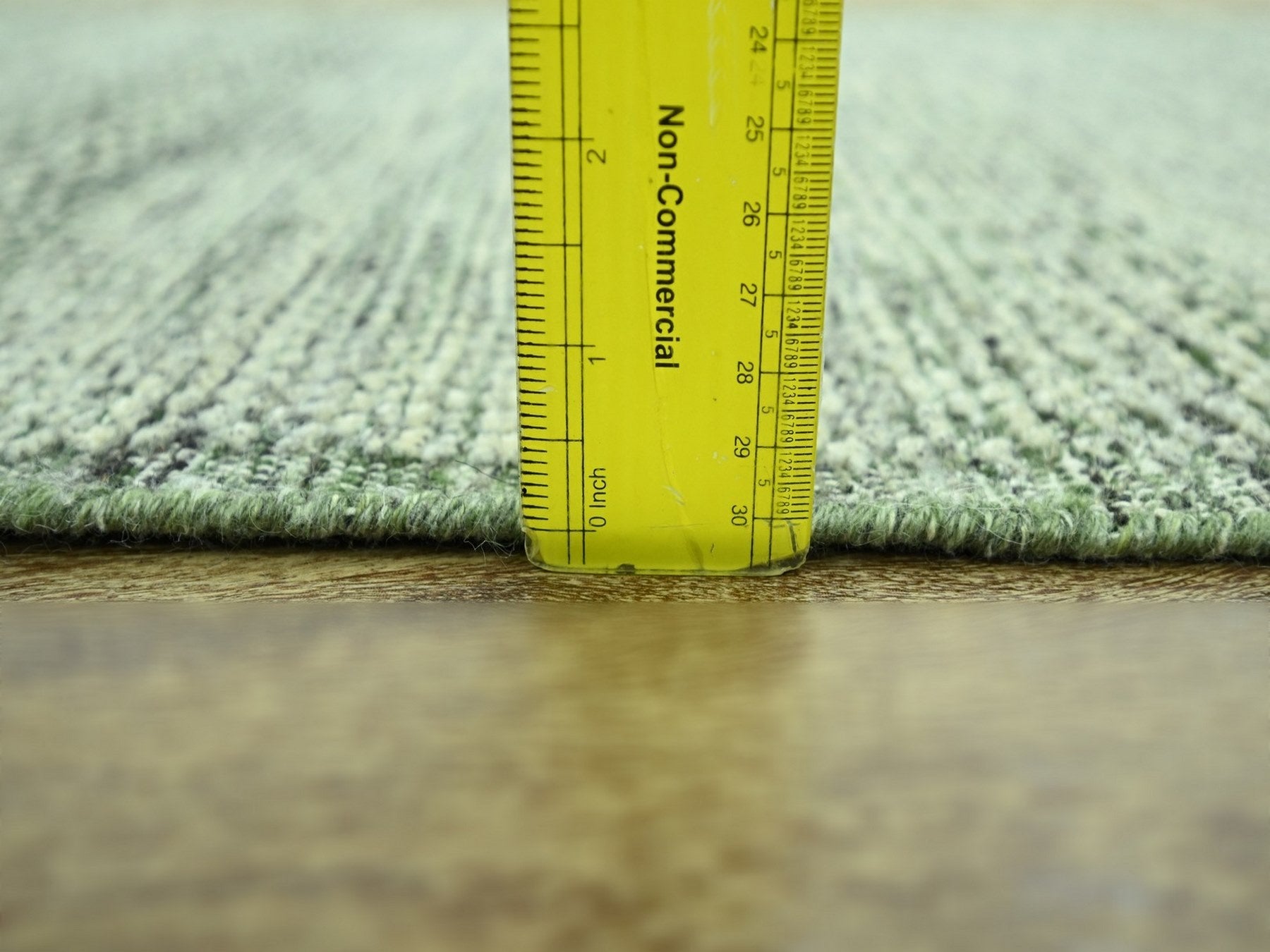 Modern / Contemporary hand-knotted wool runner in Green, 2'8" x 12' — SKU O077079 (view 6)