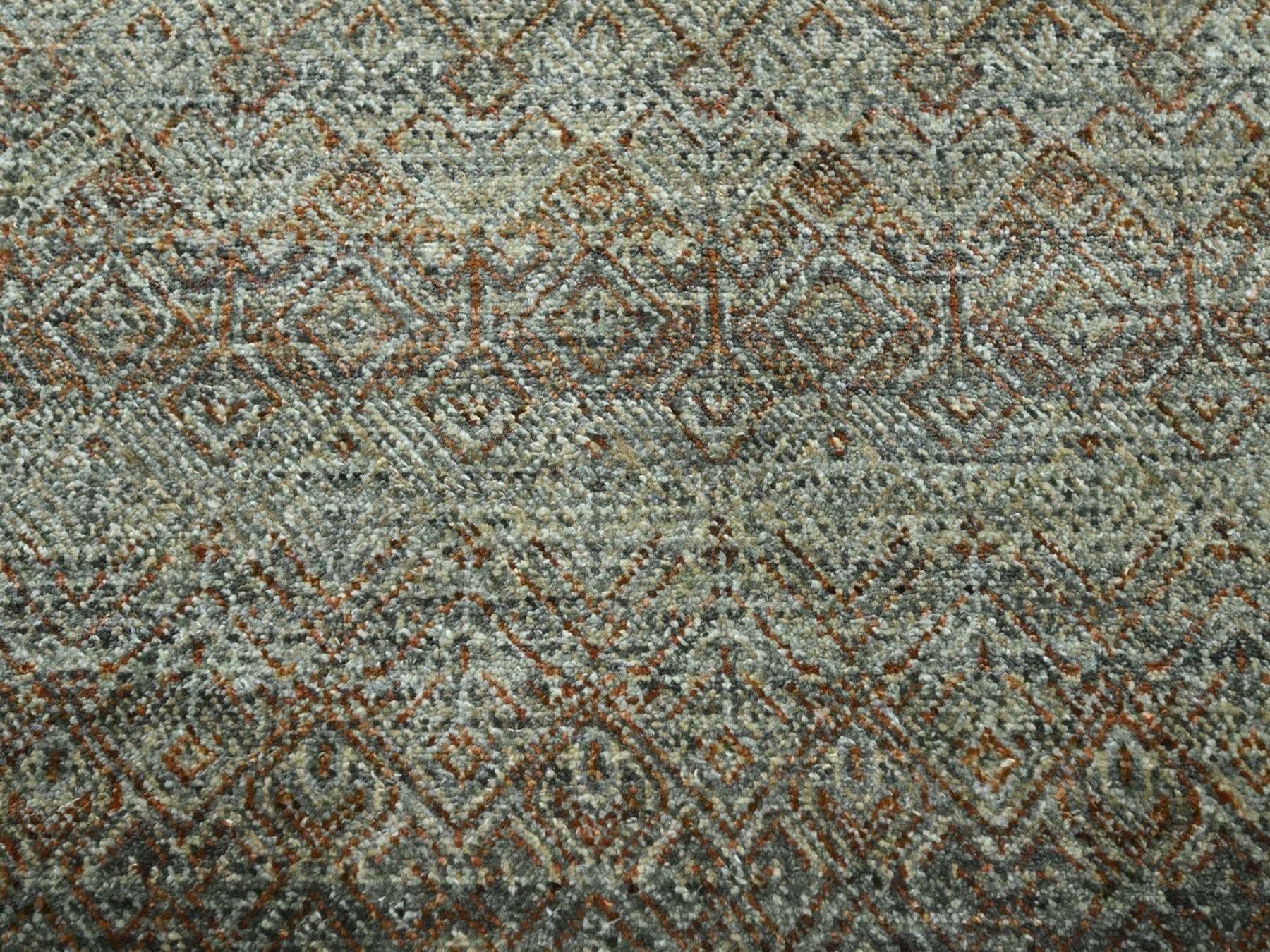 Modern / Contemporary hand-knotted wool rug in Green, 11'11" x 14'11" — SKU O077085 (view 8)