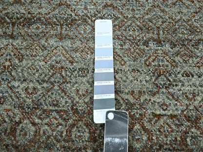 Modern / Contemporary hand-knotted wool runner in Green, 2'6" x 25'11" — SKU O077098 (view 4)