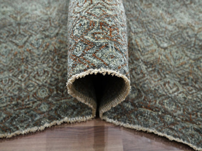 Modern / Contemporary hand-knotted wool rug in Green, 9' x 11'10" — SKU O077103 (view 5)