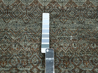 Modern / Contemporary hand-knotted wool rug in Green, 9' x 11'10" — SKU O077103 (view 7)