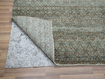 Modern / Contemporary hand-knotted wool rug in Green, 9'1" x 12' — SKU O077104 (view 4)