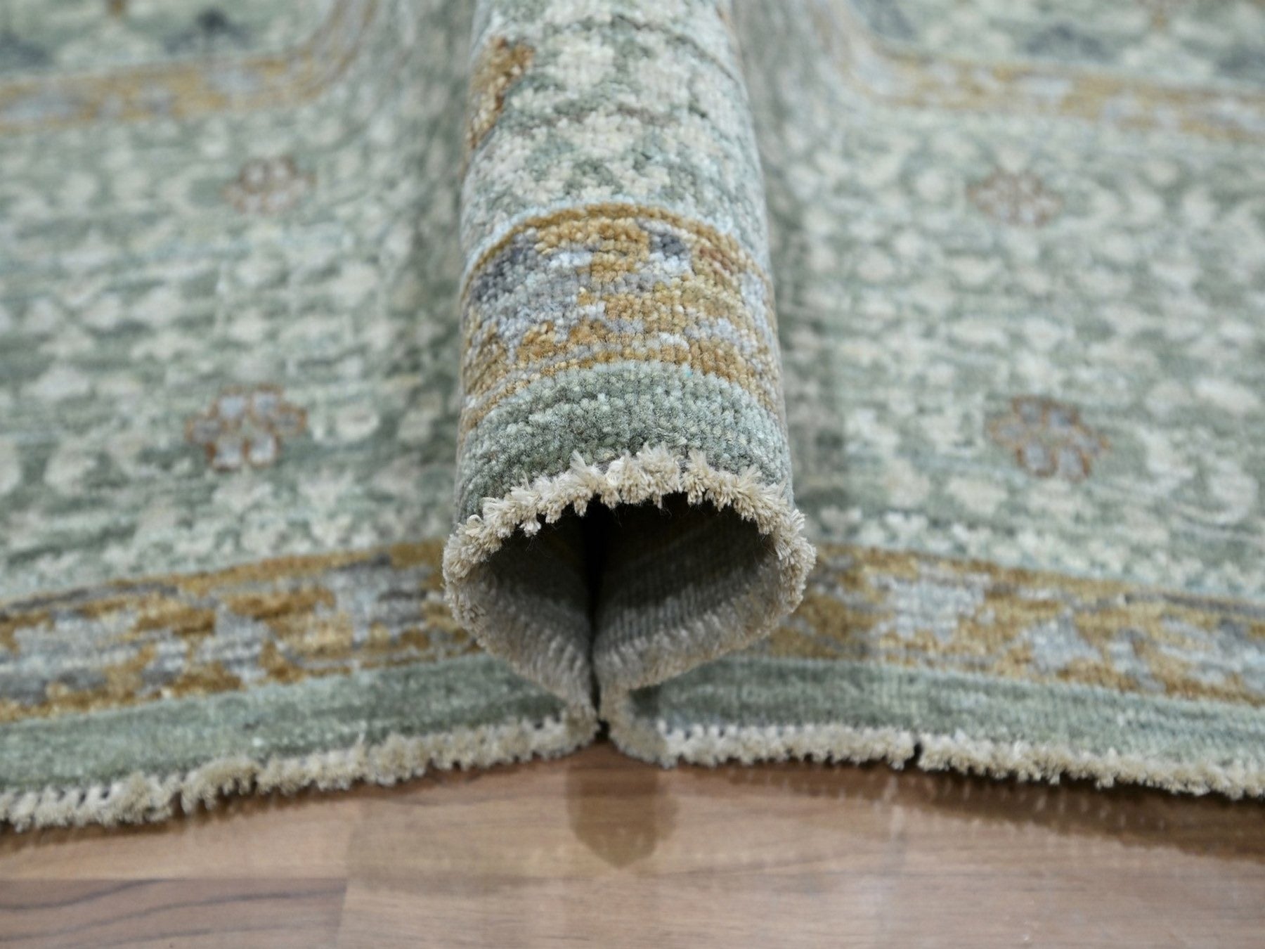 Mamluk Mamluk hand-knotted wool rug in Green, 8' x 10' — SKU O077105 (view 5)