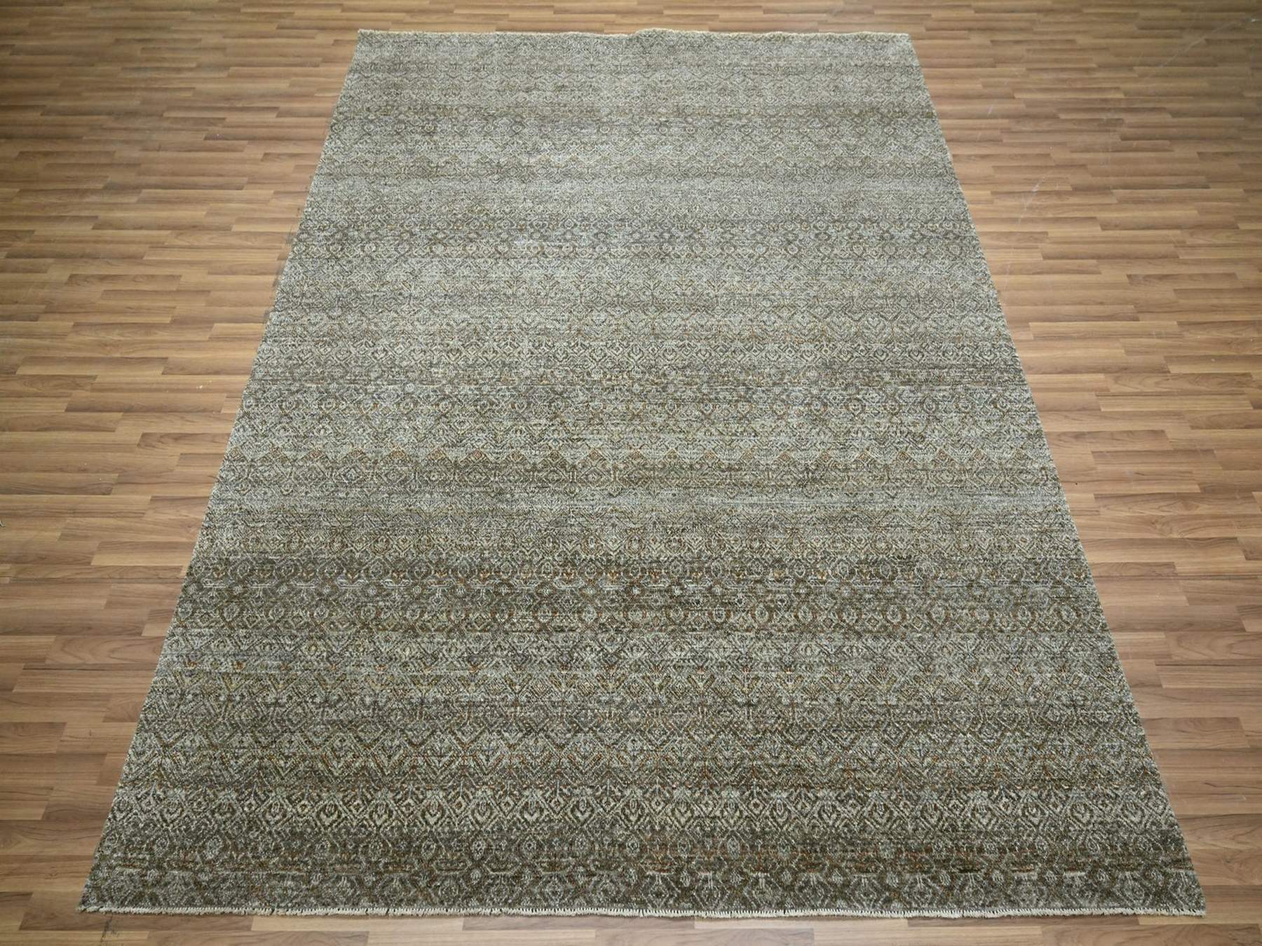 Modern / Contemporary hand-knotted wool rug in Green, 8' x 10' — SKU O077110 (view 2)