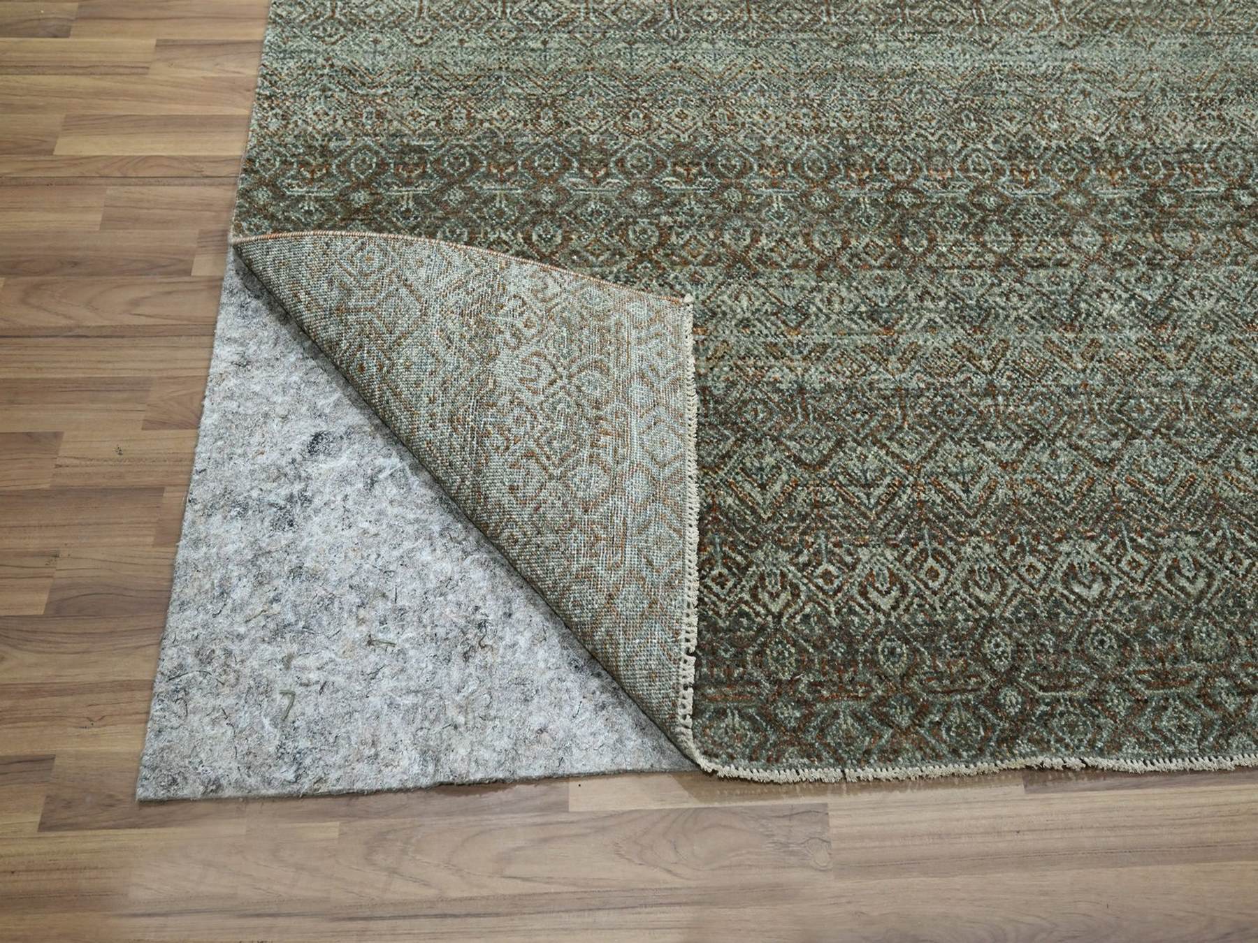 Modern / Contemporary hand-knotted wool rug in Green, 8' x 10' — SKU O077110 (view 4)