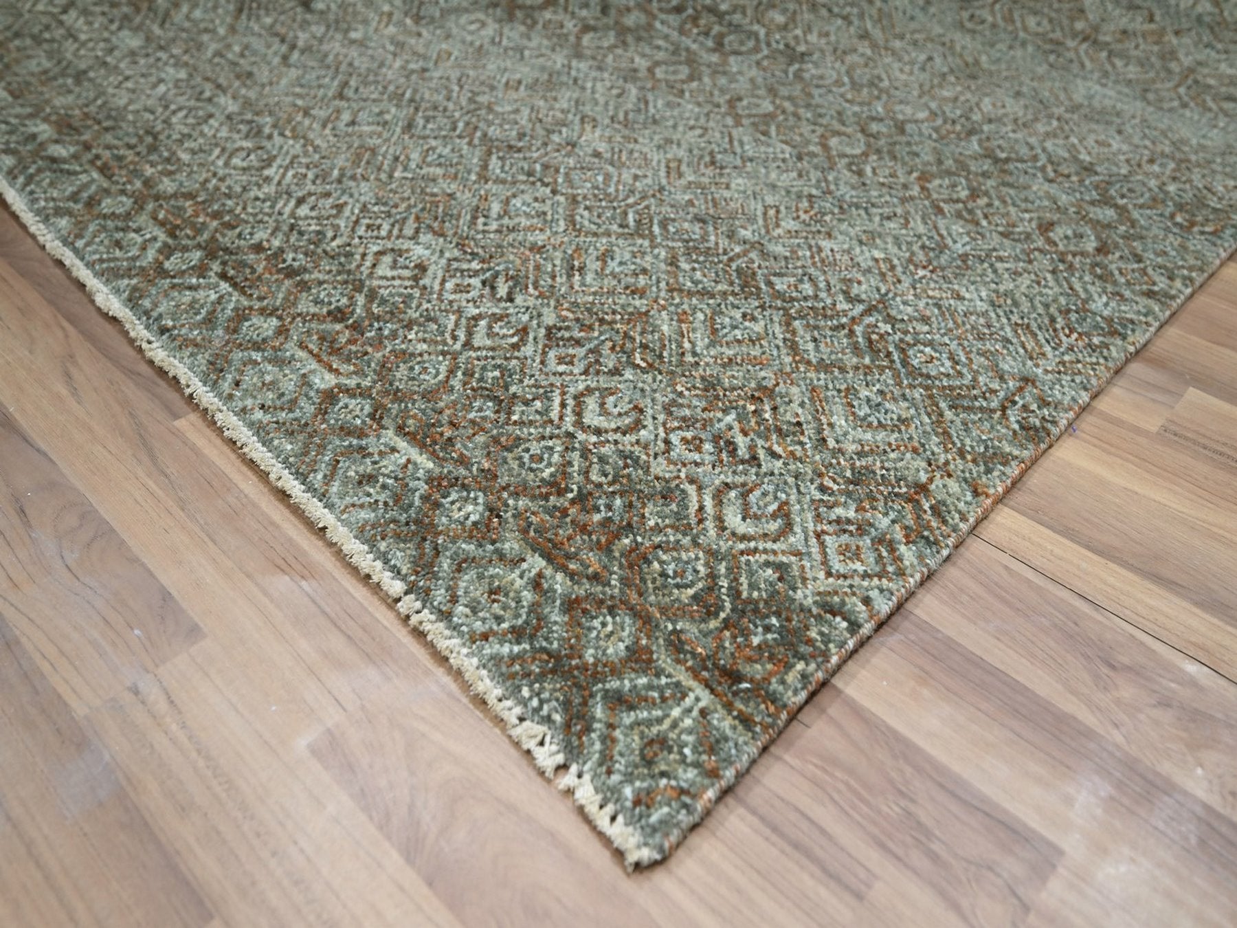 Modern / Contemporary hand-knotted wool rug in Green, 8' x 10' — SKU O077110 (view 6)