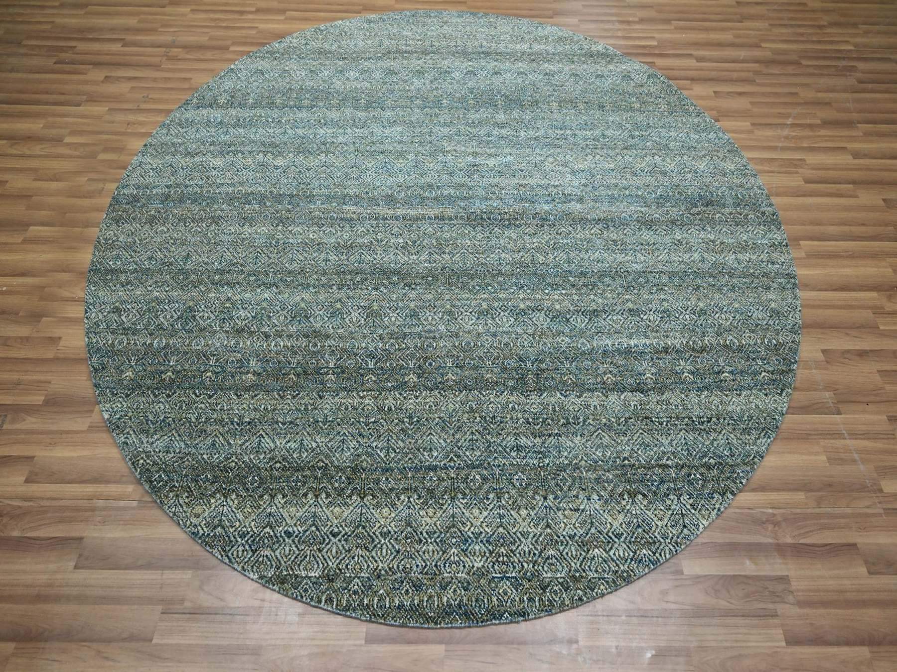 Modern / Contemporary hand-knotted wool rug in Blue, 7'11" x 7'11" — SKU O077111 (view 2)