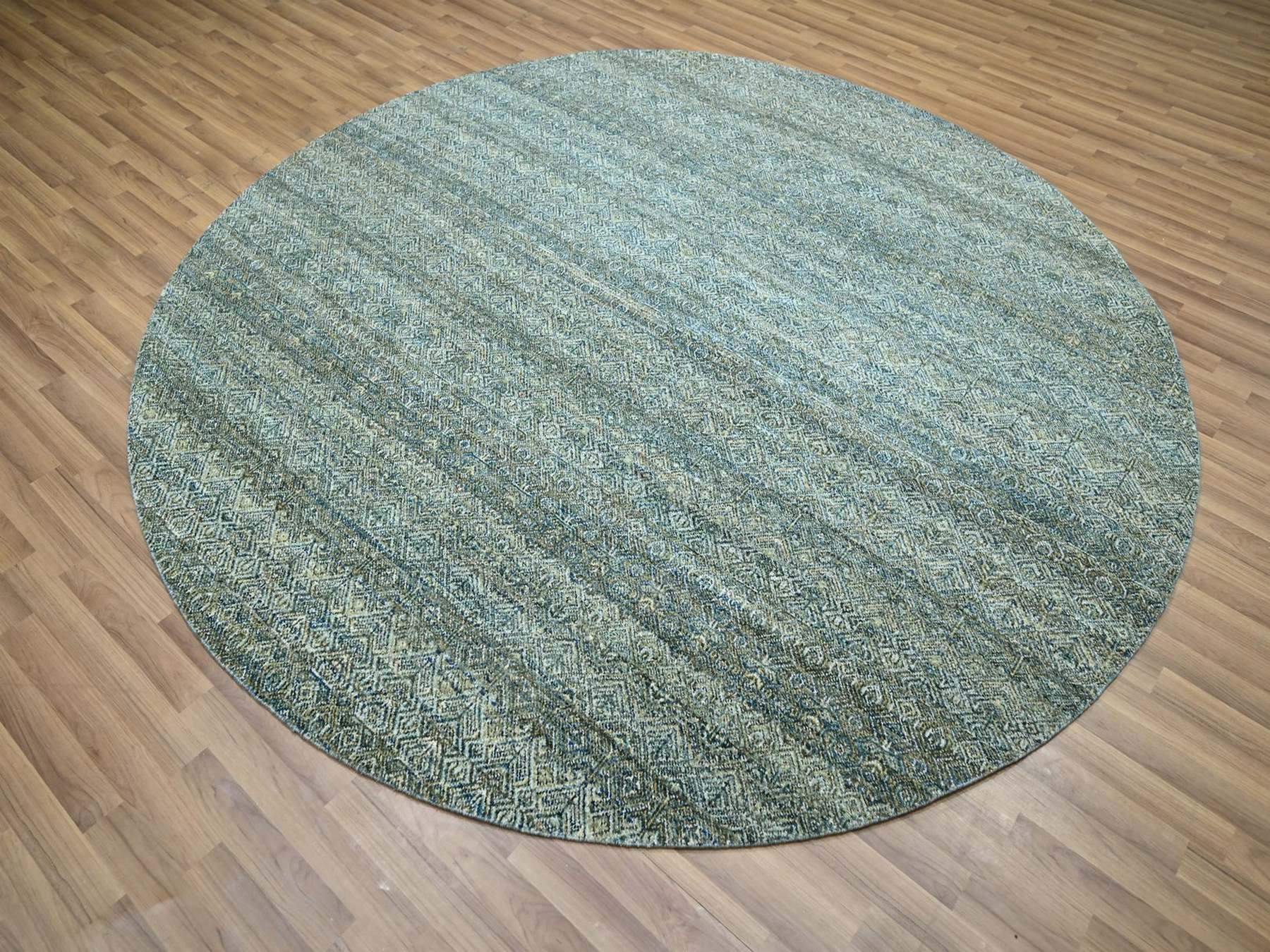 Modern / Contemporary hand-knotted wool rug in Blue, 7'11" x 7'11" — SKU O077111 (view 3)