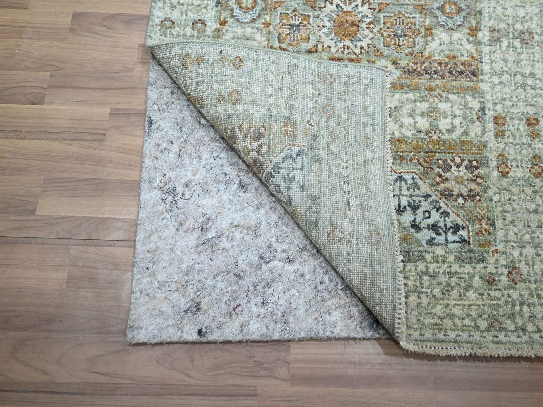 Mamluk Mamluk hand-knotted wool runner in Green, 2'6" x 6'1" — SKU O077118 (view 3)