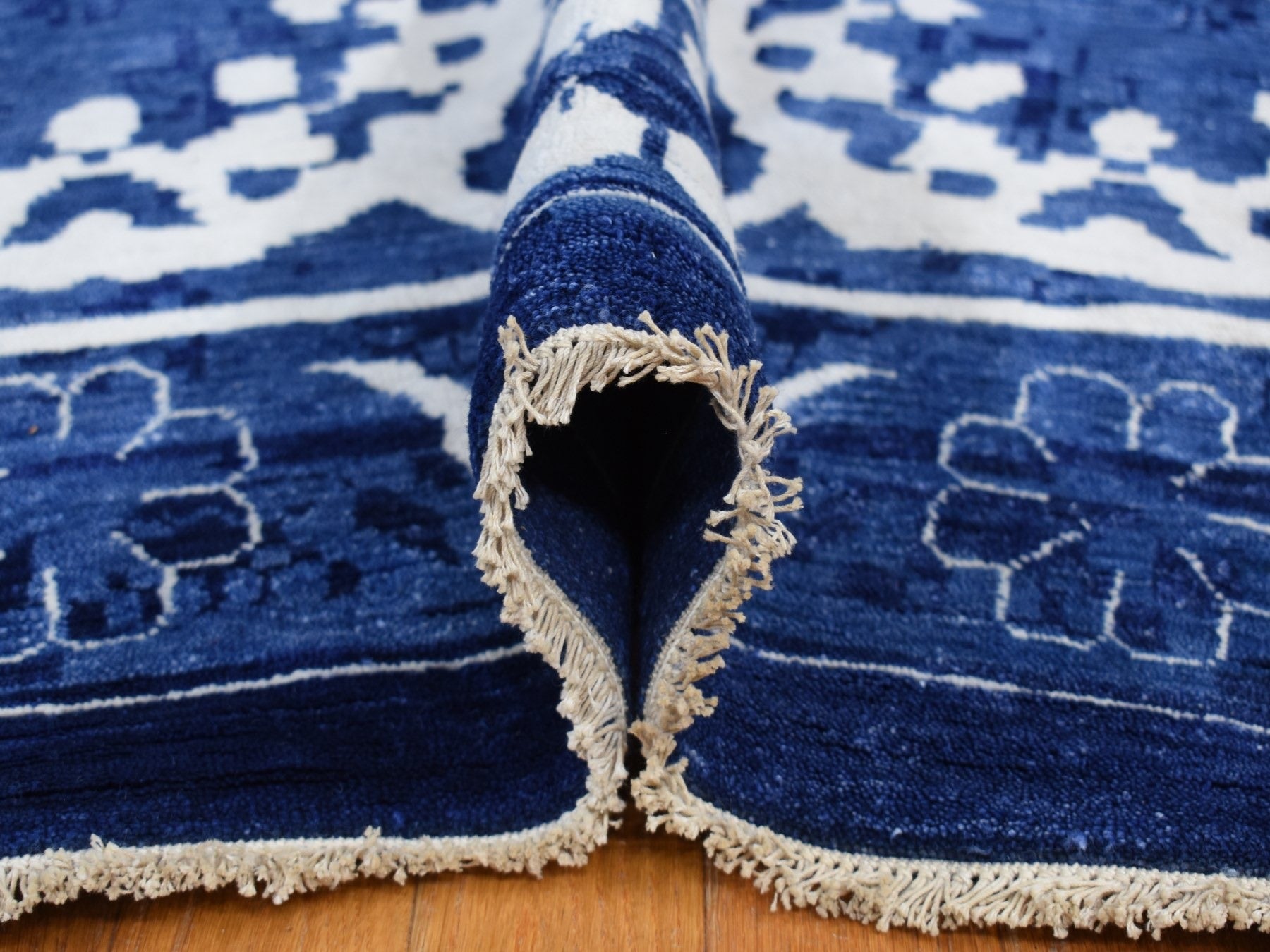 Tabriz Transitional hand-knotted wool/silk rug in Blue, 12'2" x 18'3", SKU O078014