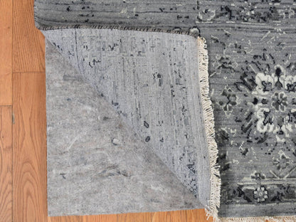 Grey 10'0" x 10'0" Transitional Hand knotted Wool/Silk Rug - Sku: O078015